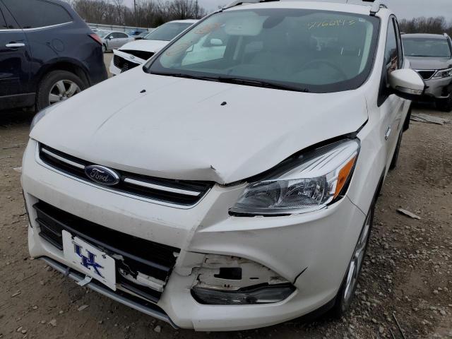 Ford Escape tit (2014)