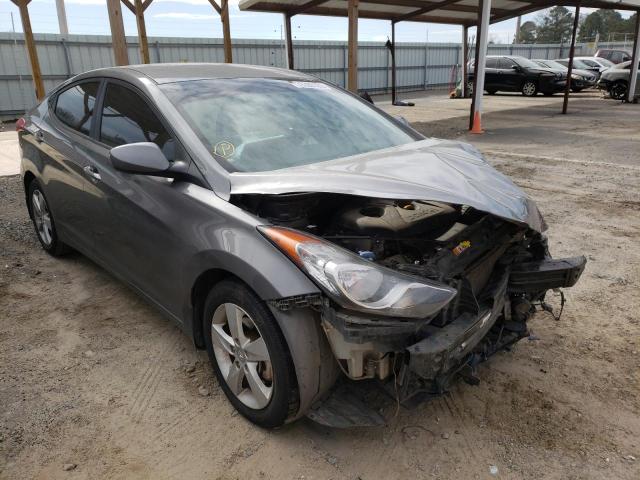 Hyundai Elantra gl (2013)