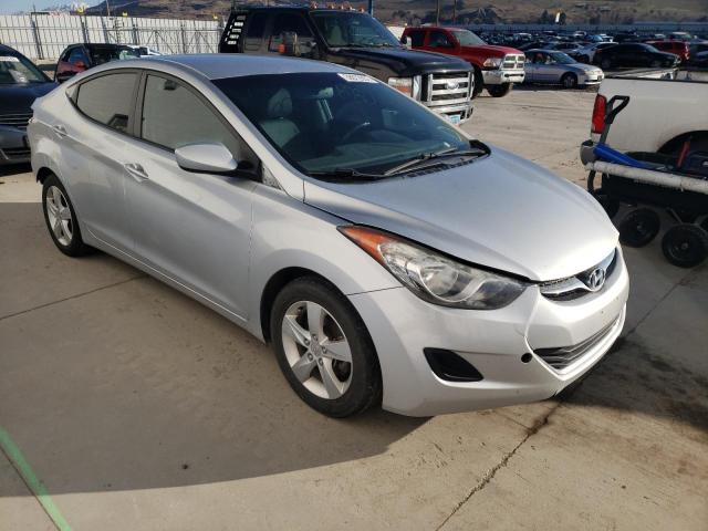 Hyundai Elantra gl (2013)