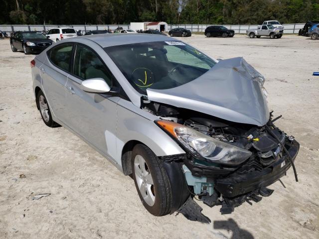 Hyundai Elantra gl (2012)