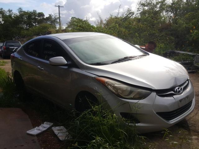 Hyundai Elantra gl (2013)