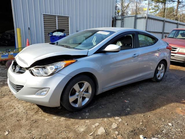 Hyundai Elantra gl (2012)