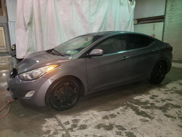 Hyundai Elantra gl (2012)
