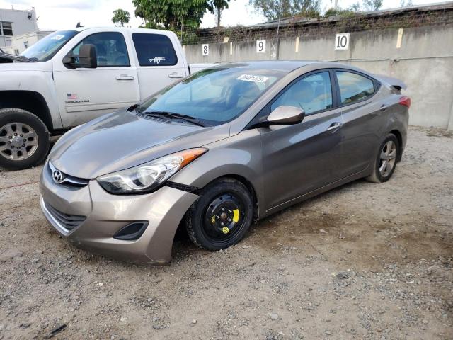 Hyundai Elantra gl (2013)