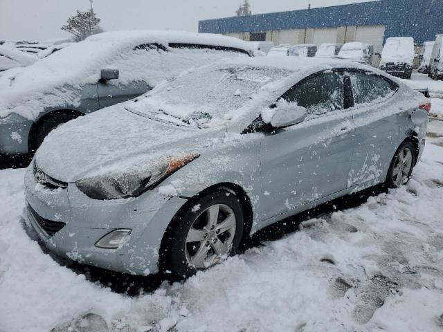 Hyundai Elantra gl (2012)