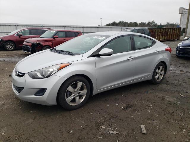 Hyundai Elantra gl (2013)