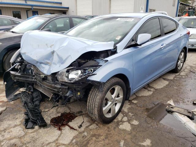 Hyundai Elantra gl (2013)