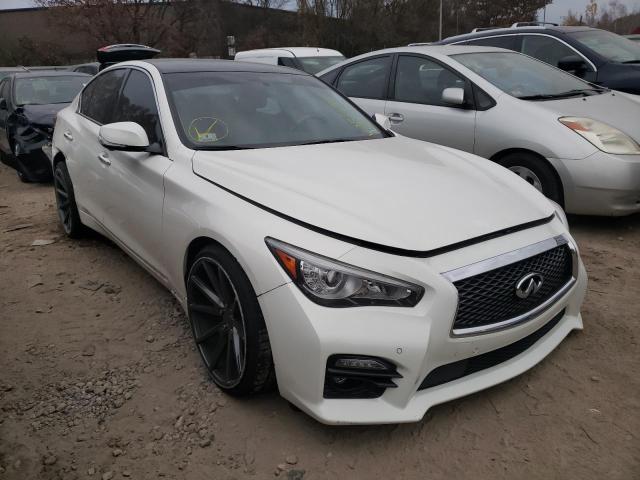 Infiniti Q50 base (2015)