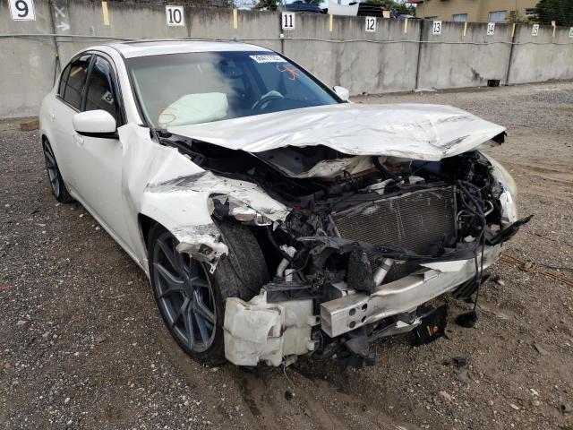 Infiniti G25 base (2012)