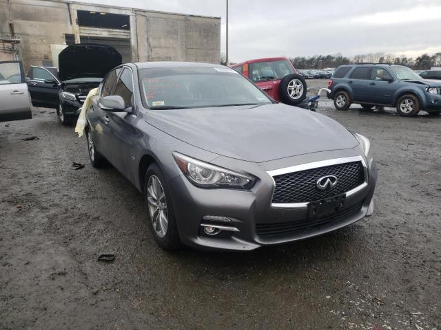 Infiniti Q50 base (2017)