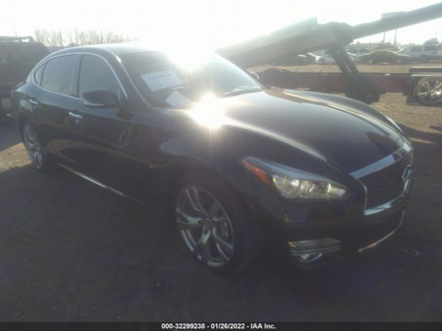 Infiniti Q70l (2017)
