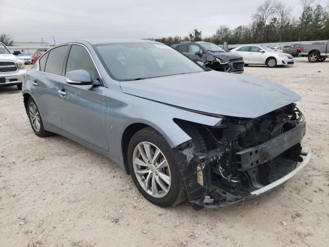 Infiniti Q50 base (2015)