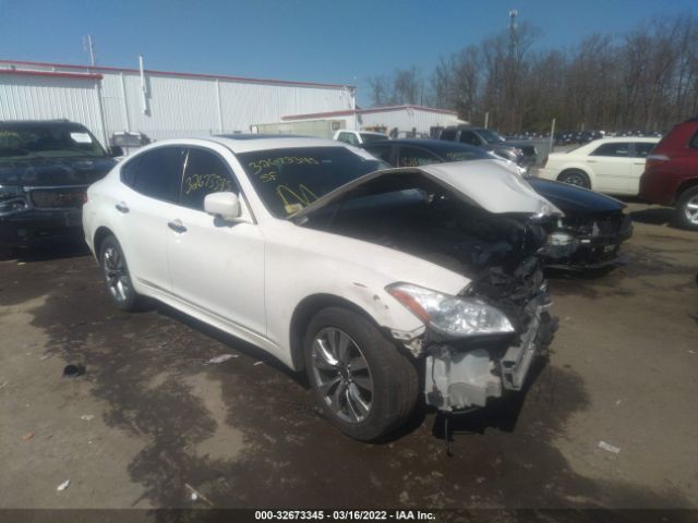 Infiniti M37 (2013)