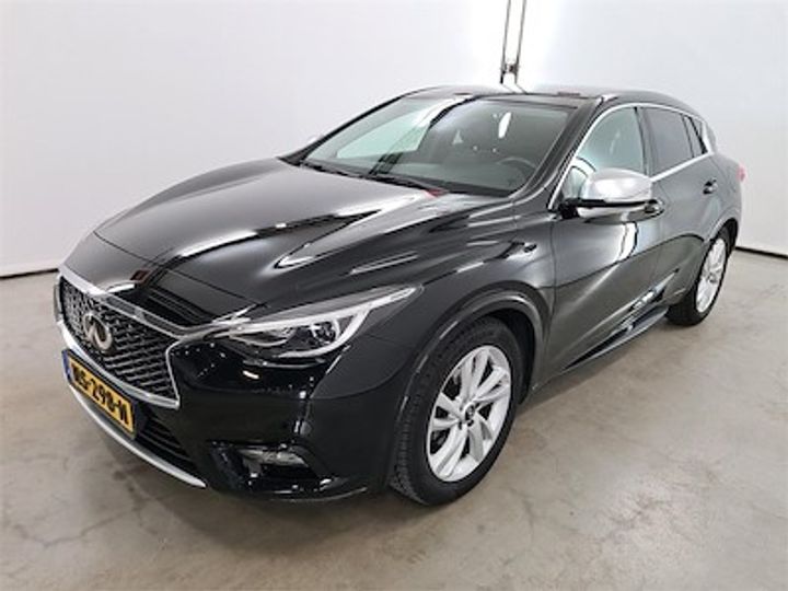 Infiniti Q30 (2017)