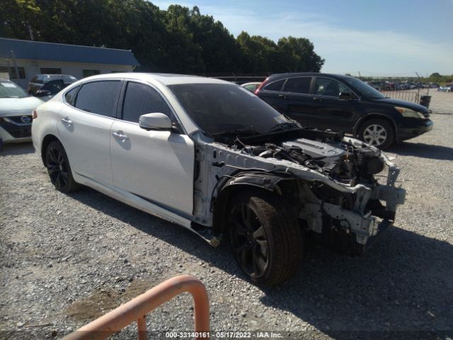 Infiniti Q70l (2015)