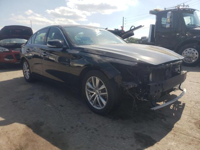 Infiniti Q50 base (2015)