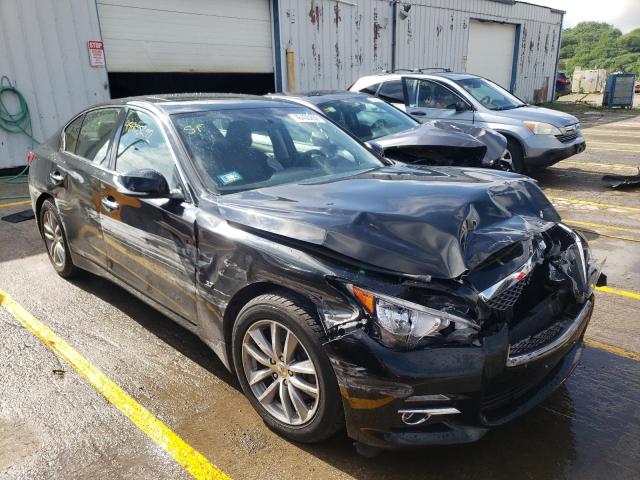 Infiniti Q50 base (2015)