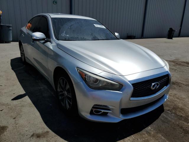 Infiniti Q50 base (2015)
