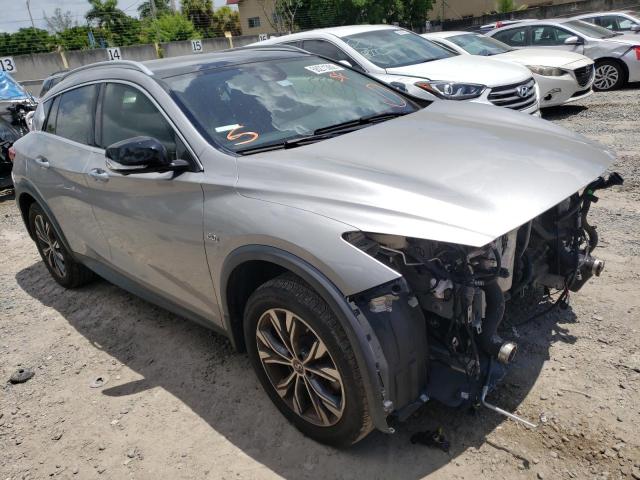 Infiniti Qx30 base (2019)