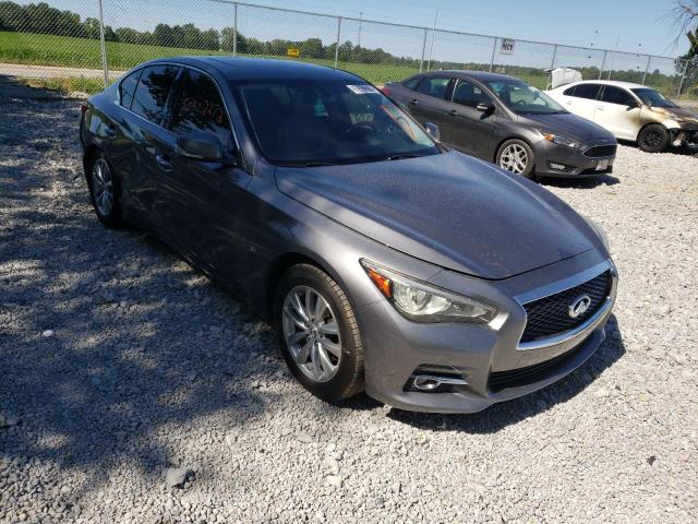 Infiniti Q50 base (2015)
