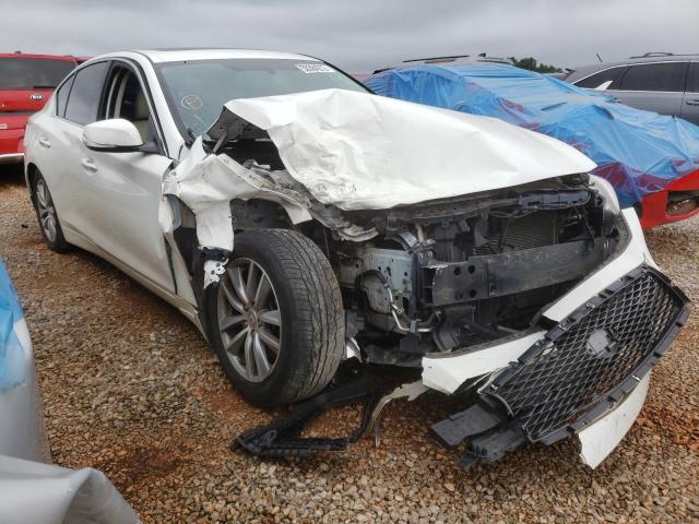 Infiniti Q50 base (2015)