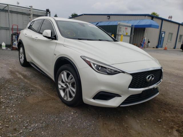 Infiniti Qx30 base (2017)