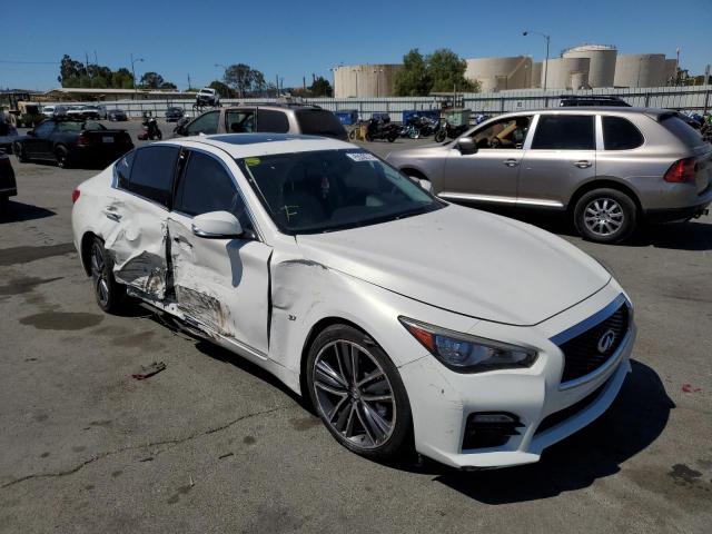 Infiniti Q50 base (2015)