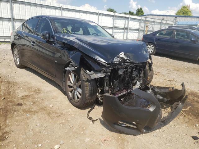 Infiniti Q50 base (2015)