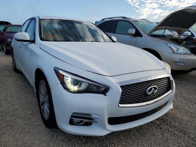 Infiniti Q50 base (2015)