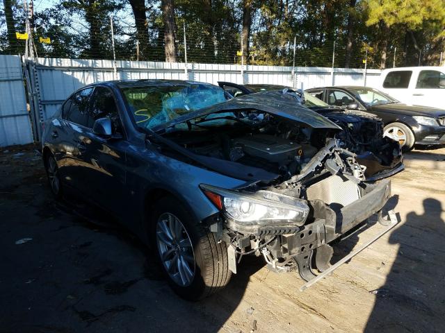 Infiniti Q50 base (2015)