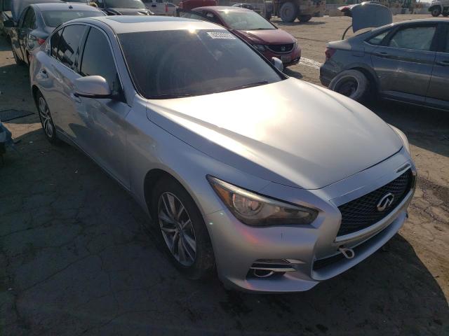 Infiniti Q50 base (2015)