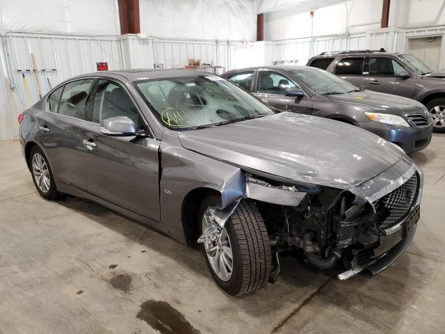 Infiniti Q50 base (2017)