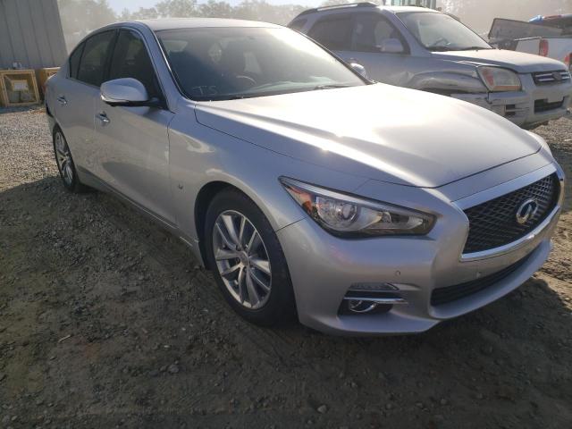 Infiniti Q50 base (2015)