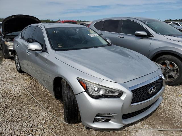 Infiniti Q50 base (2015)