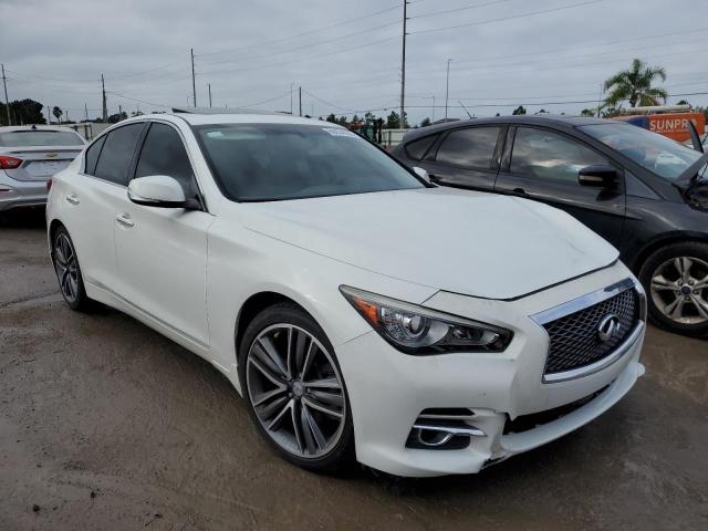 Infiniti Q50 base (2014)