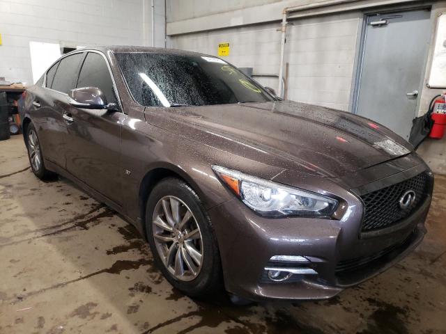 Infiniti Q50 base (2015)