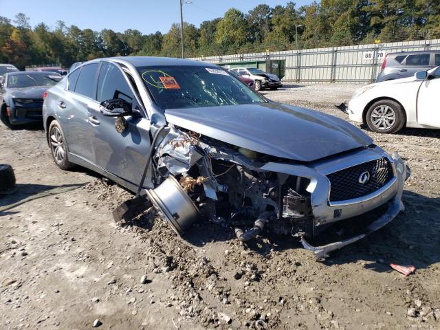 Infiniti Q50 base (2016)