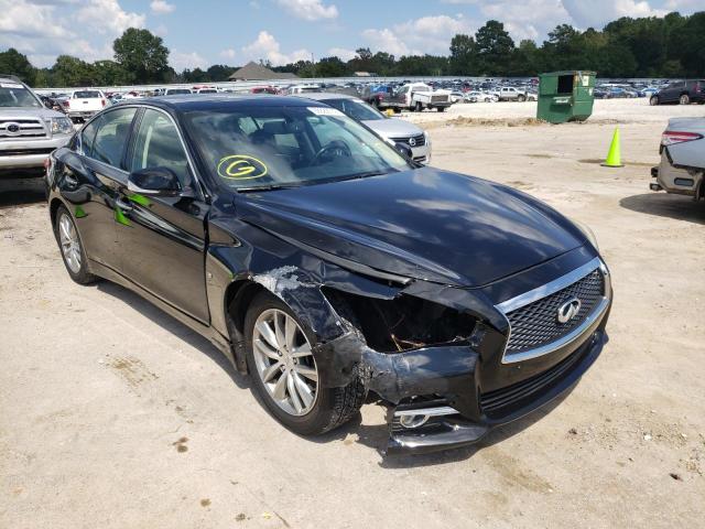 Infiniti Q50 base (2015)
