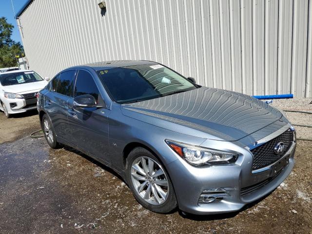Infiniti Q50 base (2016)
