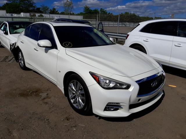 Infiniti Q50 base (2015)