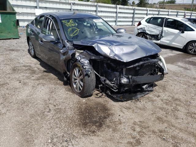 Infiniti Q50 base (2015)