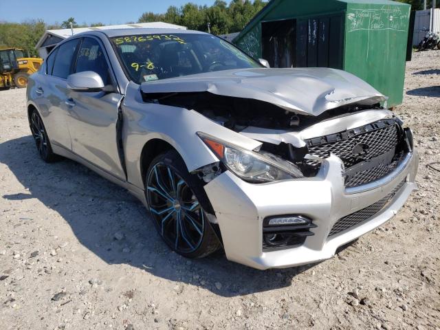 Infiniti Q50 base (2015)