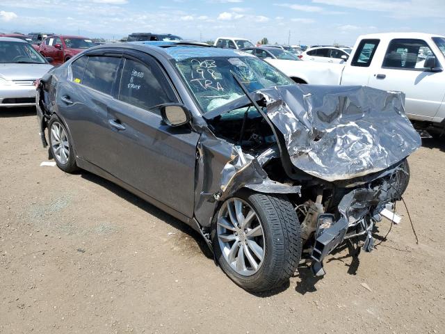 Infiniti Q50 base (2015)