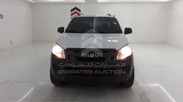 Isuzu D (0)