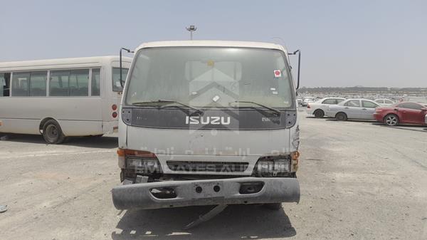 Isuzu Npr (2001)