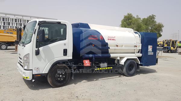 Isuzu Reward np (2020)