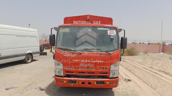Isuzu Reward np (2016)