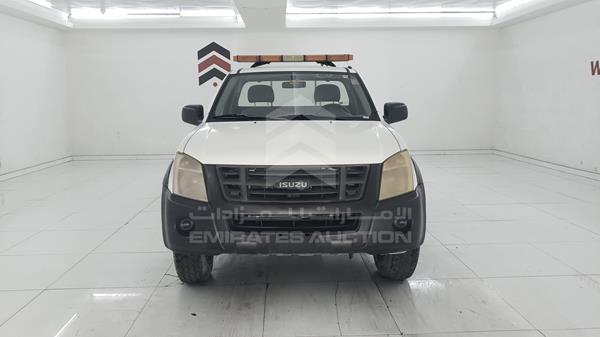 Isuzu D (0)