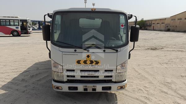Isuzu Reward np (2012)
