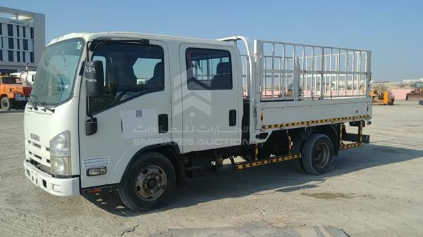Isuzu Nmr (2011)